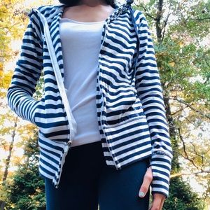 Gap Fit Navy Blue and White Striped Sweatshirt